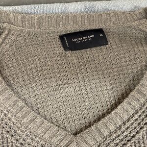 Lucky Brand Men's V-Neck Sweater in Gray